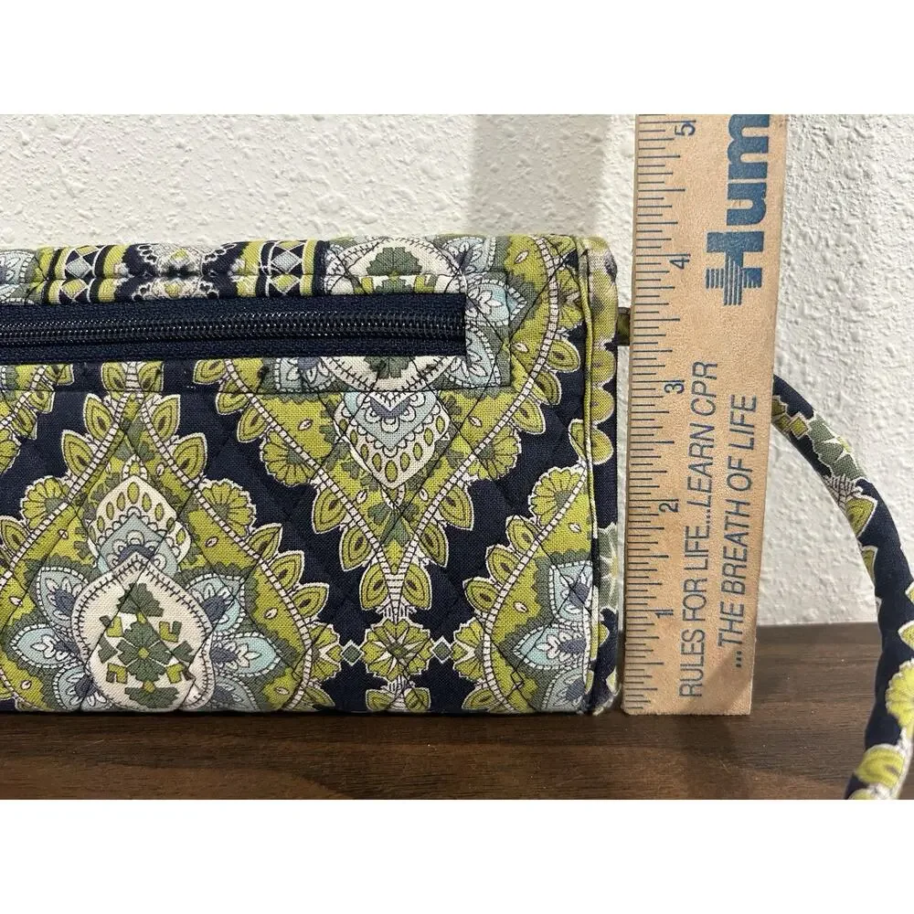 Vera Bradley Crossbody Trifold Wallet Purse Small Green Blue Paisley‎ Strap